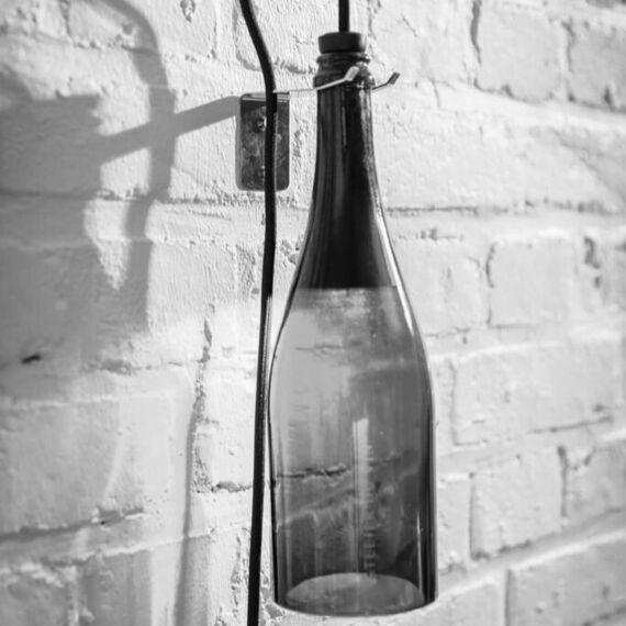 Bouteille torche "Verre Clair" A poser et murale Par L'ATELIER d'exercices, фото , изображение 2