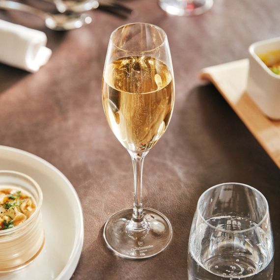 Набор бокалов-флюте Sequence, 6 шт, 170 мл, Chef&Sommelier, Кол-во в наборе: 6, фото , изображение 4 Набор бокалов-флюте Sequence, 6 шт, 170 мл, Chef&Sommelier, Кол-во в наборе: 6, фото , изображение 4